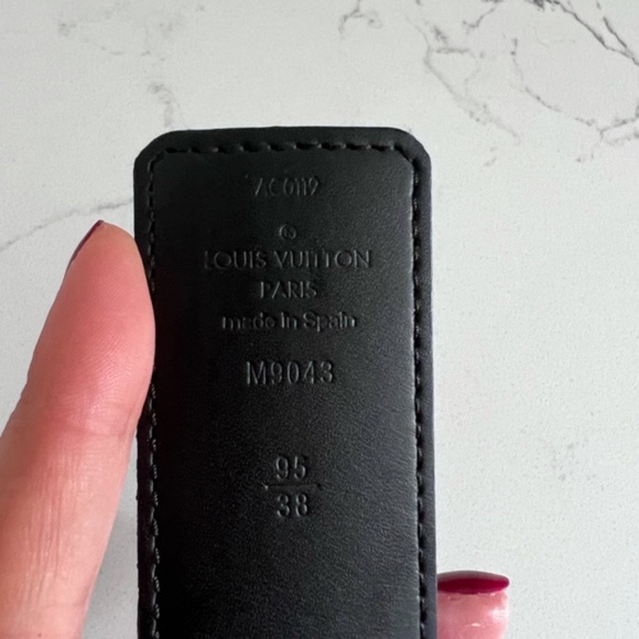 Louis Vuitton Men's 38mm Reversible Monogram Eclipse Canvas Belt - Picture 3 of 3